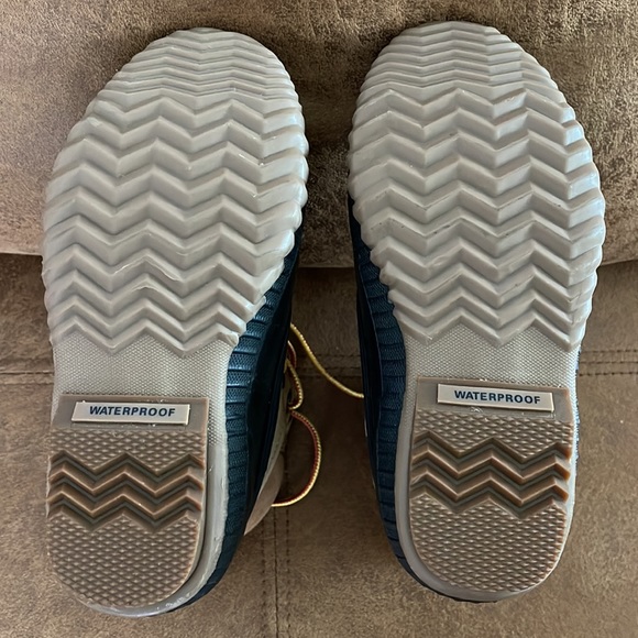 Sorel Cheyanne II Kids Lace Up Duck Boots Waterproof Insulated - Picture 11 of 11